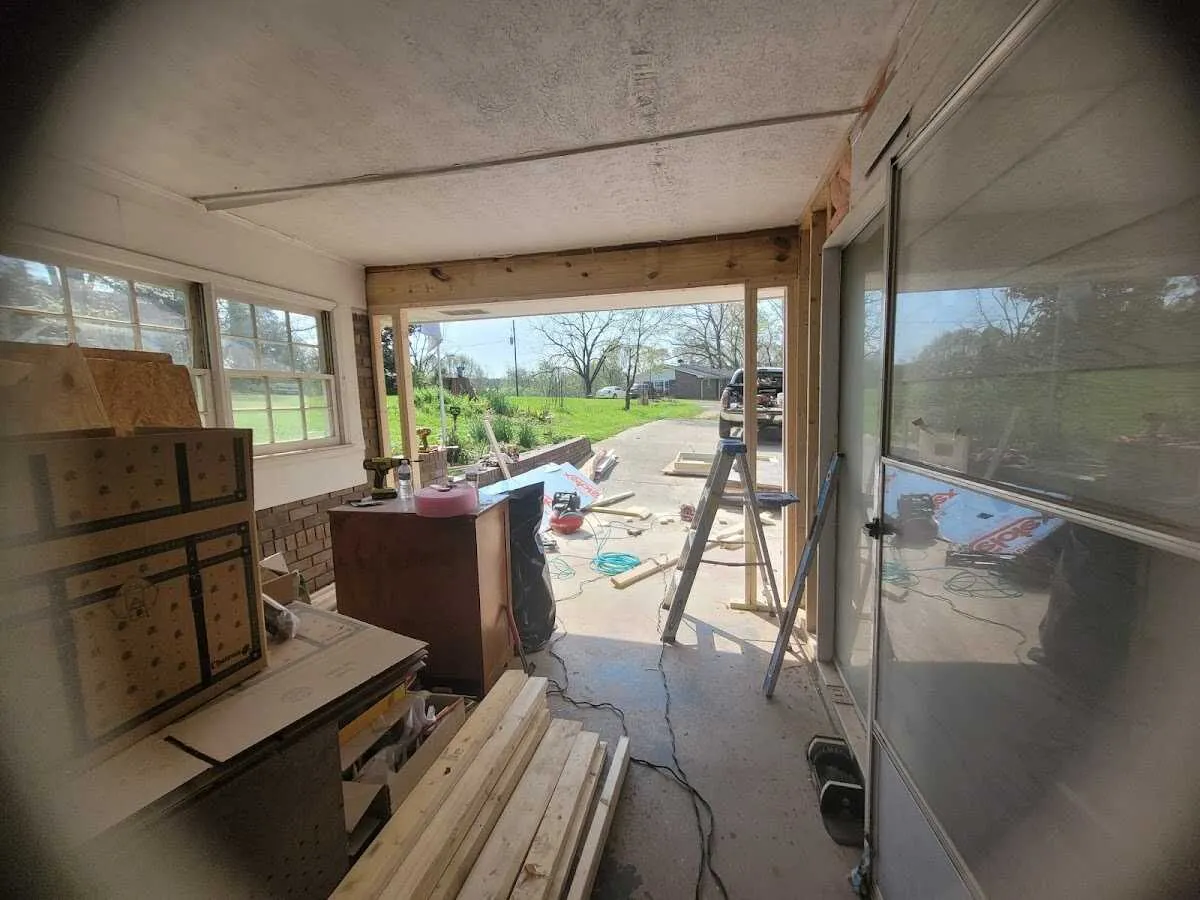 Air movers and dehumidifier for Drying & Dehumidification in Watford City